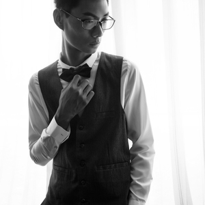 二次元美女18🚫隐私免费
